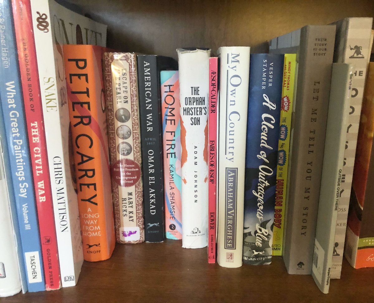 LibFriendsARL's tweet photo. Have books that no longer bring you joy? Clearing out your shelves to make room for new books? Let FOAL help with your spring cleaning! Please consider donating your books, puzzles, games, and magazines at your nearest library branch. We’ll resell to raise $ for @ArlingtonVALib! https://t.co/sAWWN45KBr