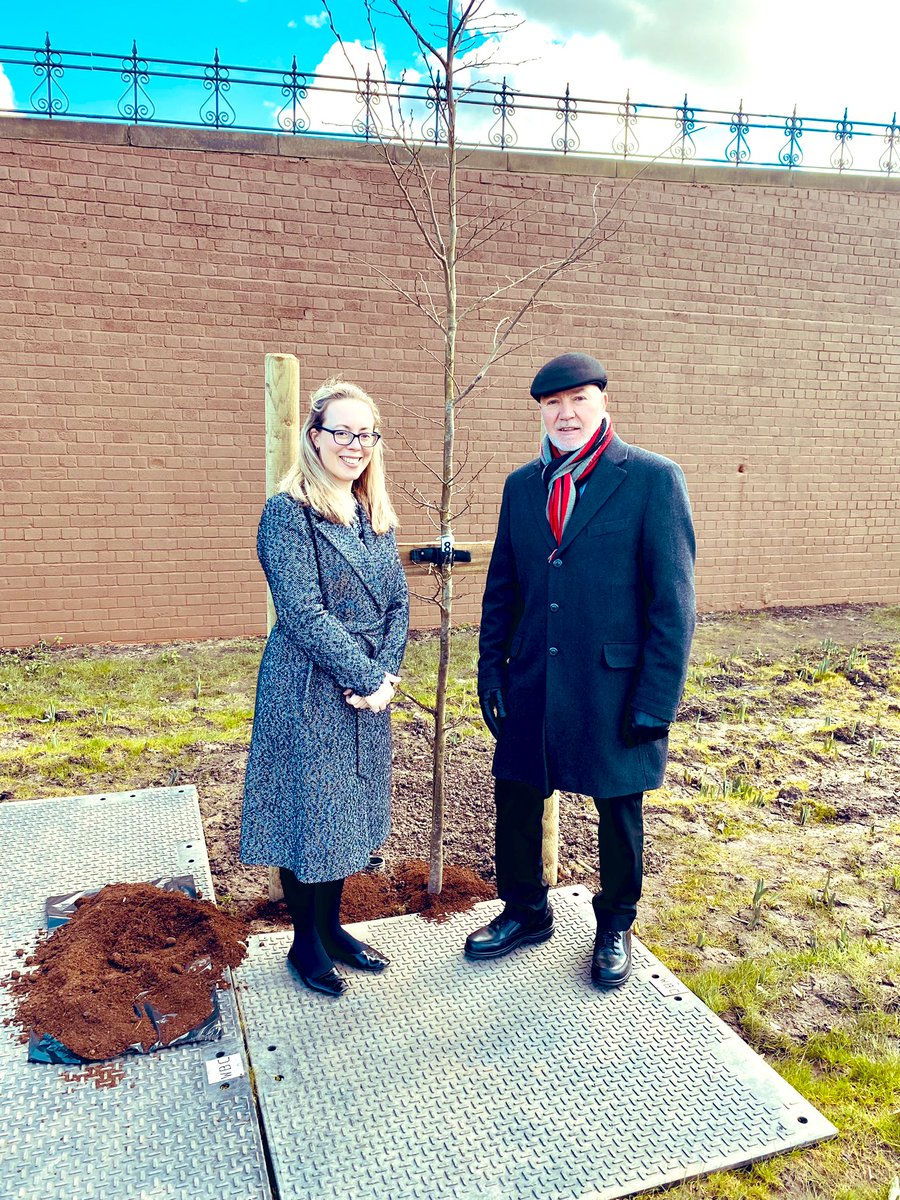 Sarah_Hall81's tweet photo. Today I attended the official opening of the newly restored Marshall Gardens. The area has been transformed into a beautiful memorial garden - a place for reflection. A huge well done to @LisaBilling5 &amp; @WarringtonBC for all your hard work. &amp; thanks to all who have supported. https://t.co/3aobjs42Z7