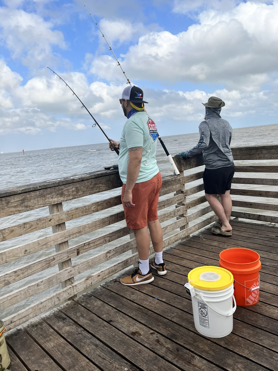 AmickTanner's tweet photo. Haven’t been on here in ages. Been gone fishing 🤙🏻 https://t.co/mzSJvyVZWa