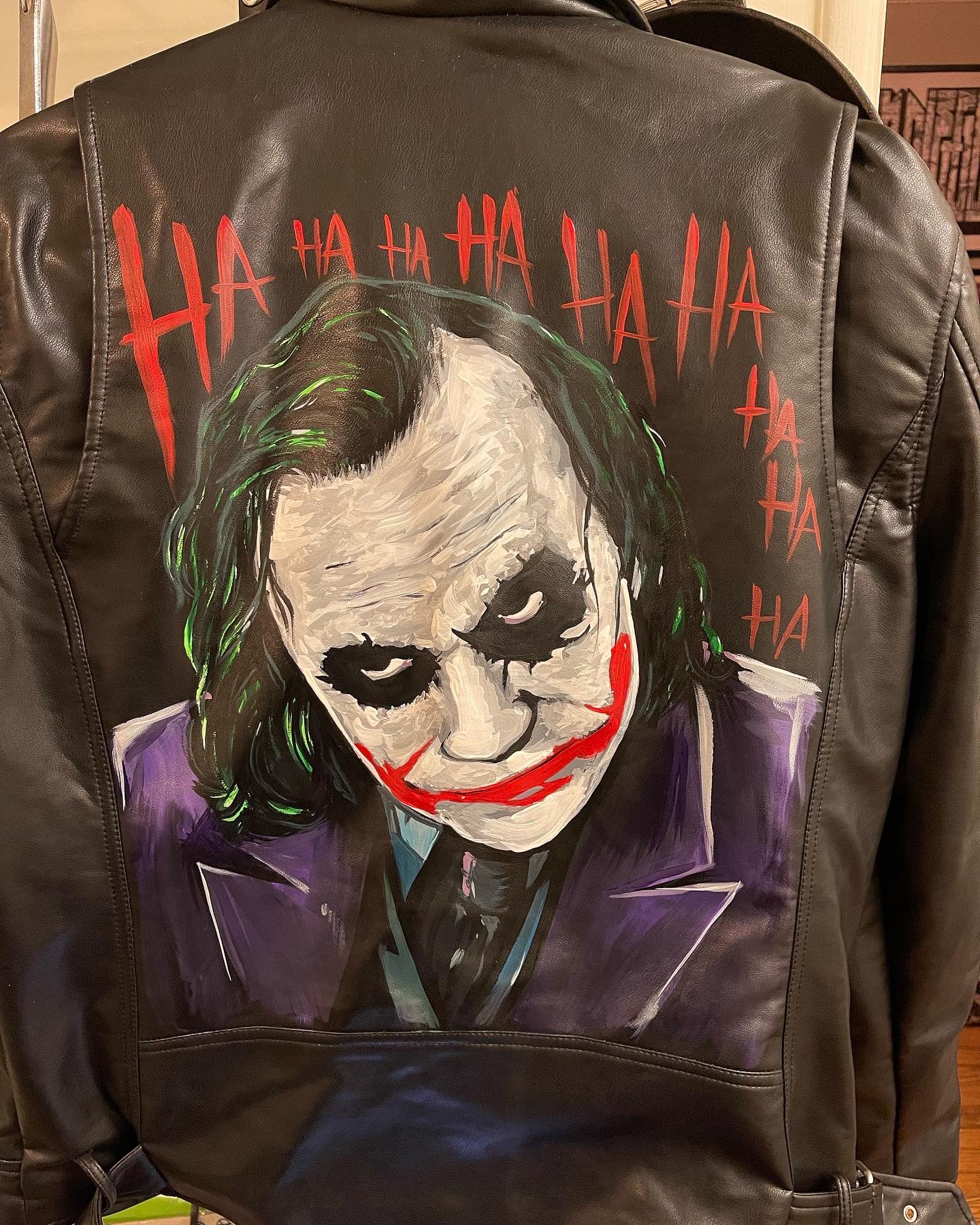 Avocado Man on X Leather jacket I m painting. Heath Leather The Joker. TheDarkKnight HeathLedger LeatherJacket Angelus AngelusLeatherPaint Zara ZaraLeatherJacket https t BqvzMB5h0w X