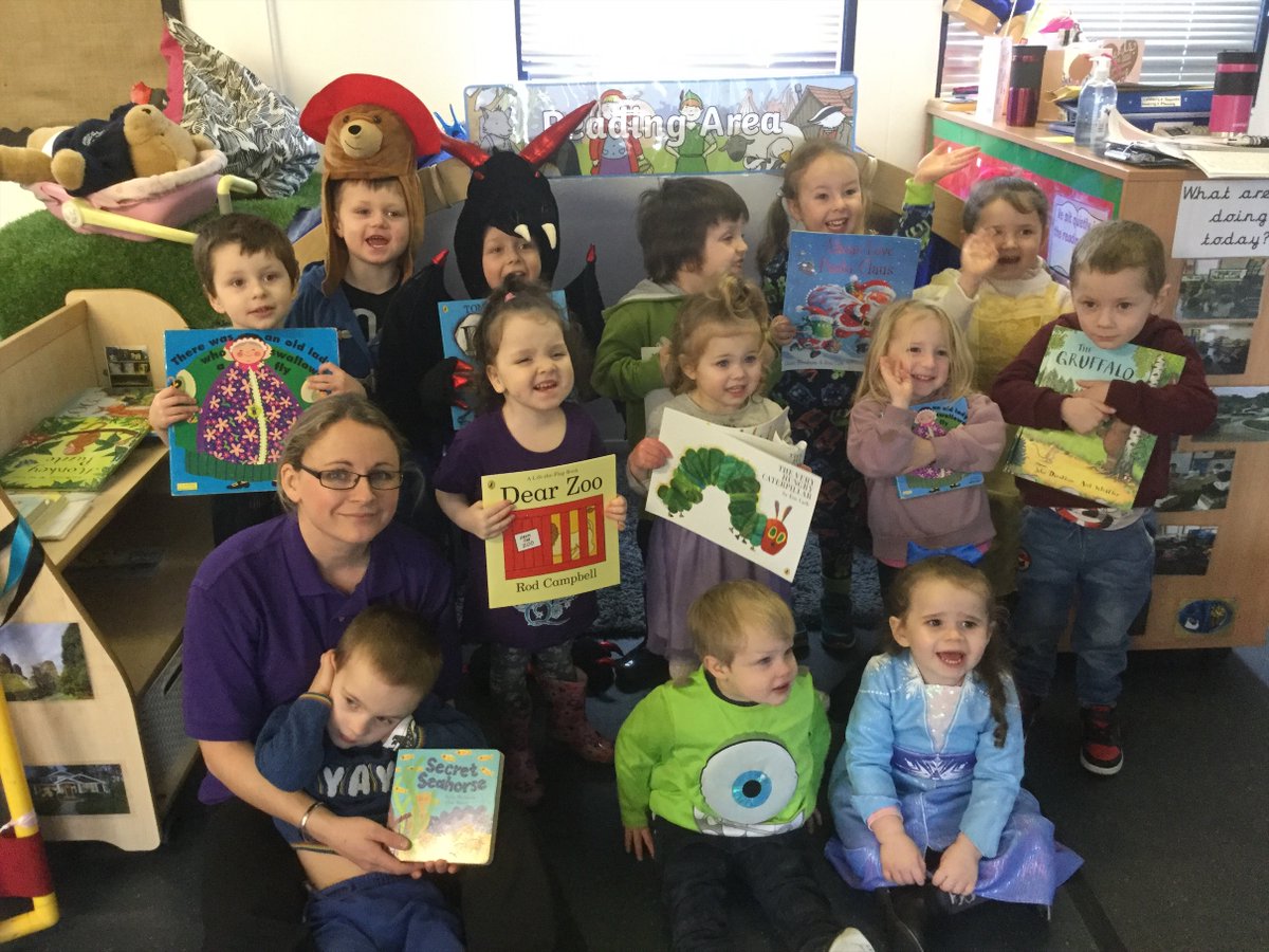 ADMAT_SSCA's tweet photo. What an amazing day Friday was celebrating 25 years of World Book Day. Every class took part in live digital author events, including with Michael Rosen and Catherine Rayner, as well as different activities within school. We love reading💙  #WorldBookDay @ChildrensBkShow https://t.co/zBjVRbjWqV