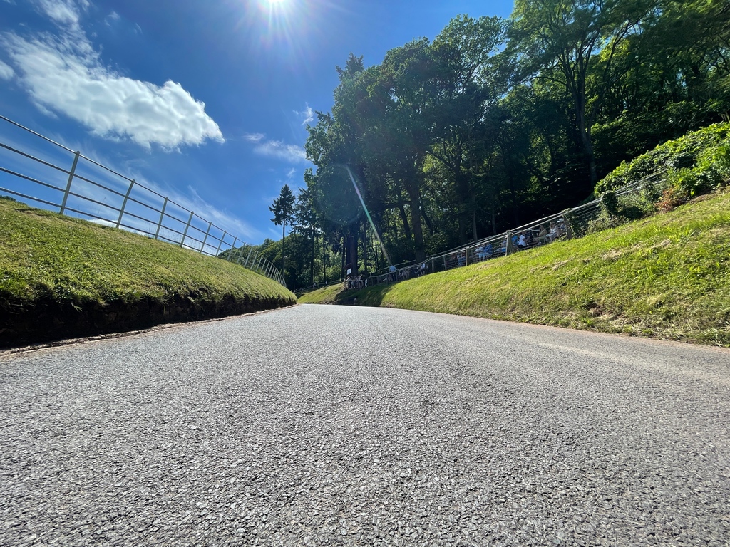 shelsleywalsh's tweet photo. Tune in tomorrow, Monday morning at 10am for some great Shelsley news. 😎

#EarPlugsNeeded
#ShelsleyWalsh https://t.co/x3srXb26Ys