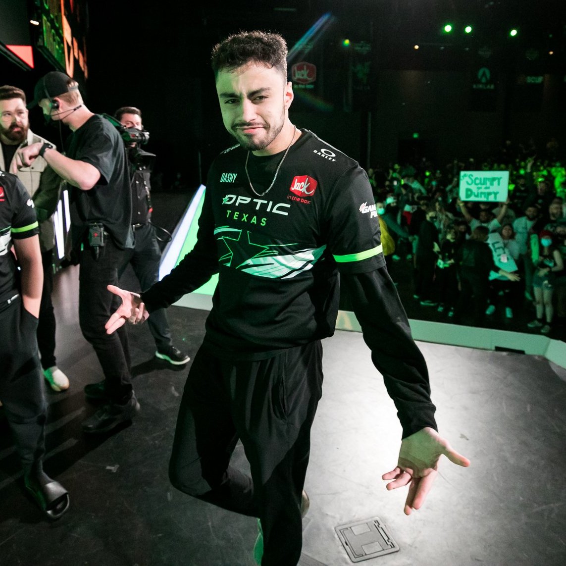 INTELOpTic's tweet photo. BRUUUCEEEEEEE https://t.co/wZV3kZwEis