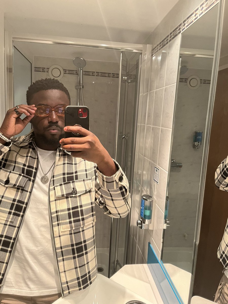 timzjoor's tweet image. #DavidoatTheO2 was 🔥