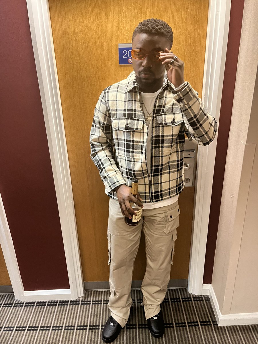 timzjoor's tweet image. #DavidoatTheO2 was 🔥