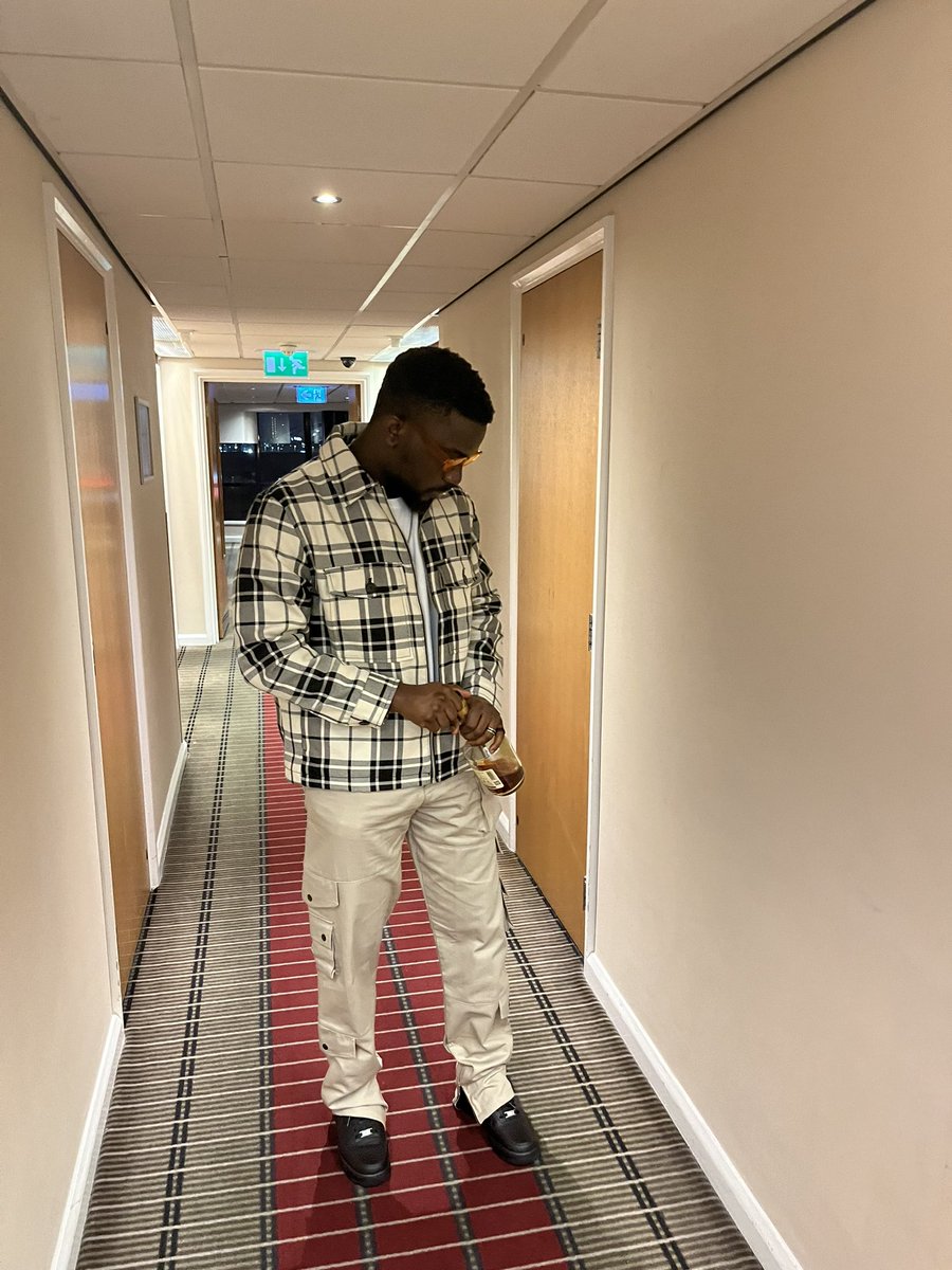 timzjoor's tweet image. #DavidoatTheO2 was 🔥