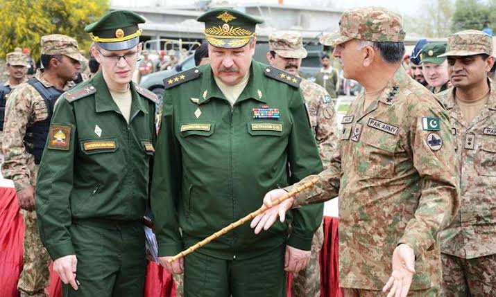 ShezaUmbreen's tweet photo. Each and every single #Pakistani prayers for a triumphant victory of #Russia and #Putin the only man who confronted the army of 23 Nations and a disitegrating super power #USA 
#NATO #EuropeanUnion
#Hypocrisy #sanctions #RussianUkrainianWar #IsraeliCrimes
#SanctionIndia https://t.co/96TcNzmdP1