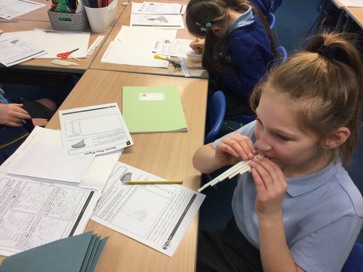 LSTMrsVose's tweet photo. We created our own pan pipes to explore how to create a higher and lower pitch. #STPSscience https://t.co/VD24GQvos0