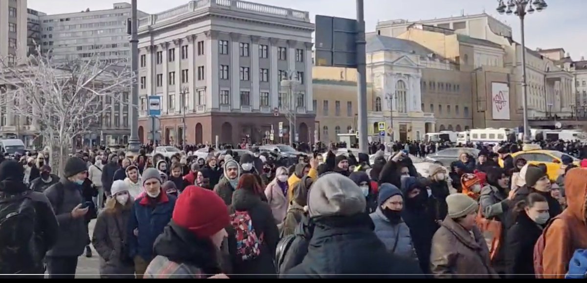 BOOM: Thousands of Moscow residents march against the Ukraine war. 

RT to support Russians who risk 15 years in jail, just to say NO to Putin and YES to Peace!
