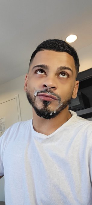 Watch @𝕿𝖍𝖗𝖔𝖆𝖙𝖌𝖔𝖆𝖙𝖓𝖞's leaked NSFW photo on TwXstars