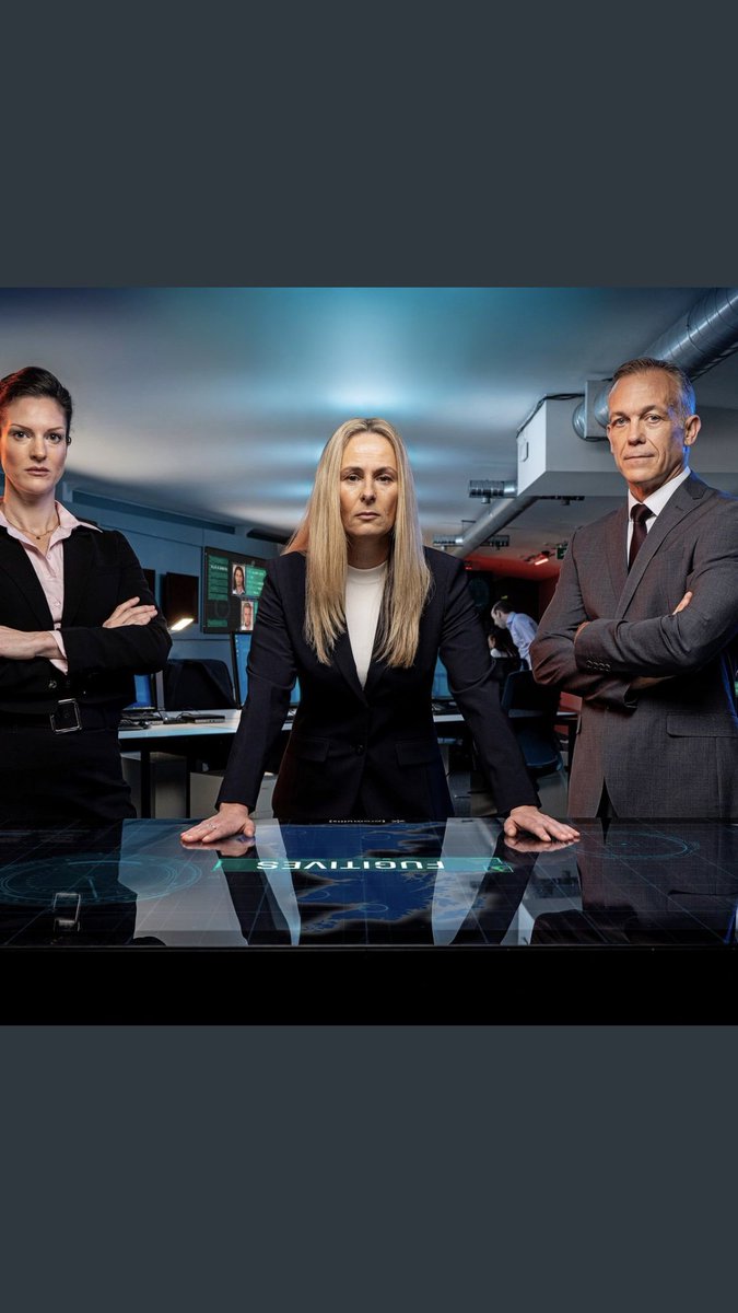 Hyper Media tweet media