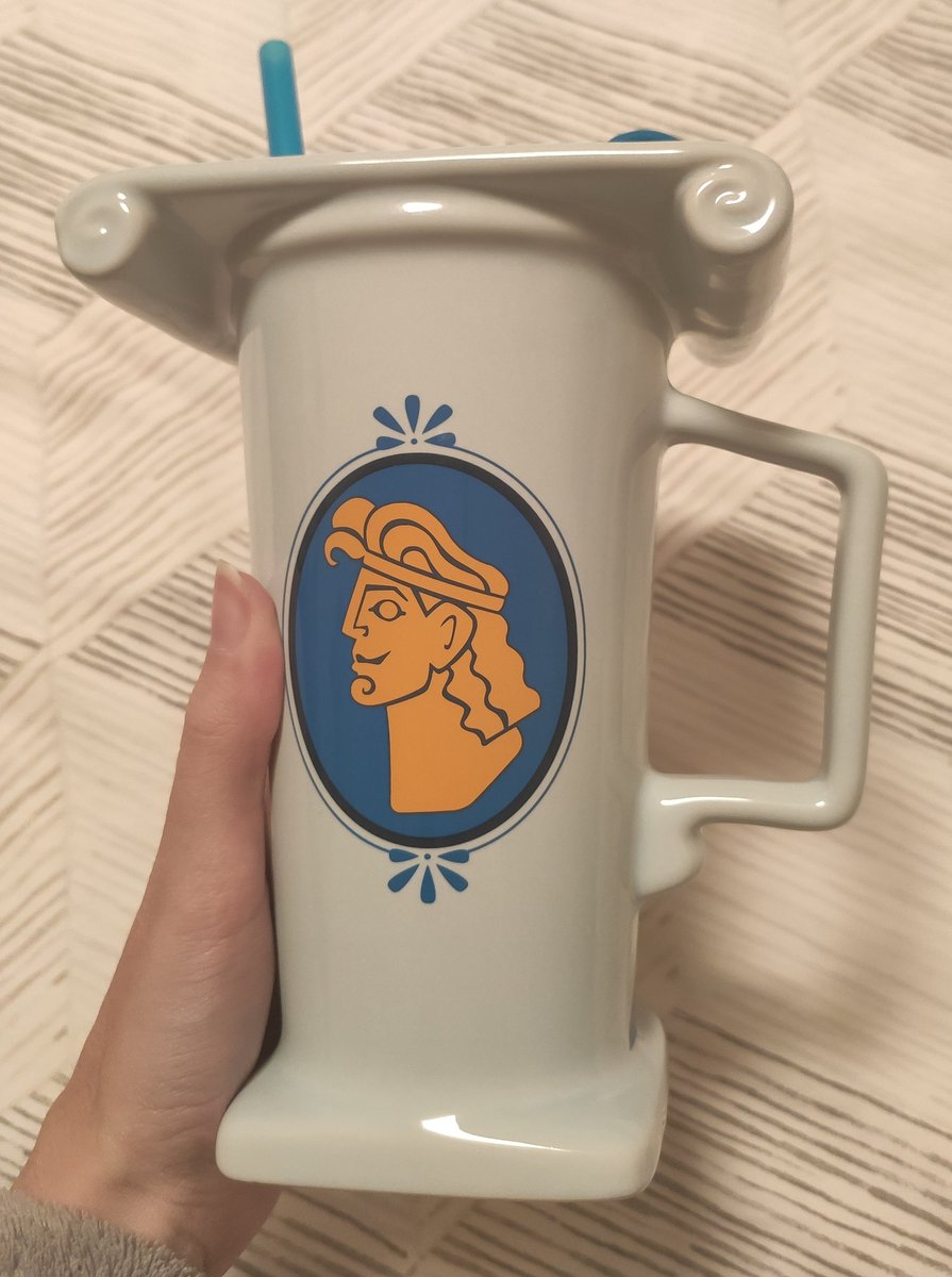 laum_writes's tweet photo. MIRAD LA FANTASÍA DE TAZA QUE ME HE COMPRADO AAAAA https://t.co/NMGESVfU0M