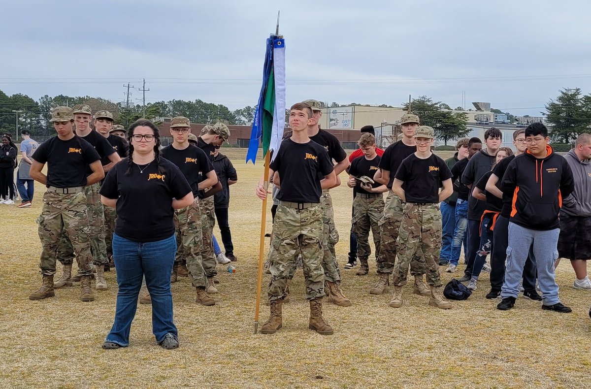 MsTran_bcsd's tweet photo. So proud of the @TimberlandWolv1 JROTC Raider &amp; Rifle Teams! https://t.co/wFBIBiskNu