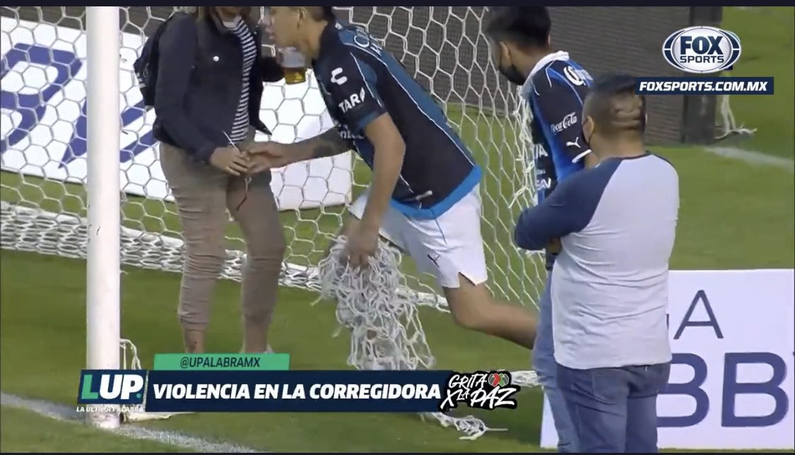 Dejen sus pendejadas de genero aquí perdimos todos. Lo impresionante es que <a href="/Club_Queretaro/">Gallos Blancos 🐓</a> no será desafilado. Que asco🤮 
Solo harán sanciones pendejas e insuficientes.#SIHAYMUERTOS no puede ser posible que extra oficialmente tengamos que tener la información #VerguenzaMundial