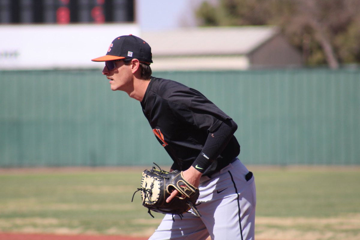 ECUTigersBSB's tweet photo. It’s not just a game, it’s deeper than that https://t.co/9A0NrVHWh1