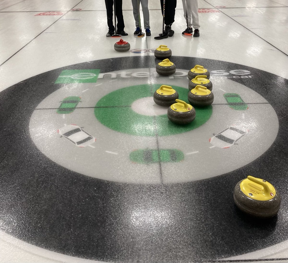 rhcurlingjr's tweet photo. M, J, Z & A
🥌🥌🥌🥌🥌🥌🥌🥌
#8ender
#curling
#juniorcurling
@rhcurling https://t.co/2RNJOyd1vY