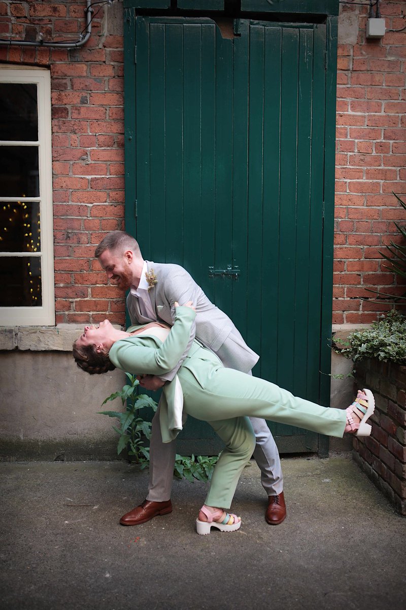 Wishing you a joy-filled week!✨ #happycouple #justmarriedjoy #99marystreet #weddingphotography