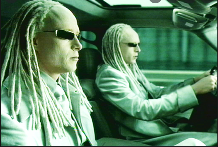 Arada bir gram fark olmayan iki foto