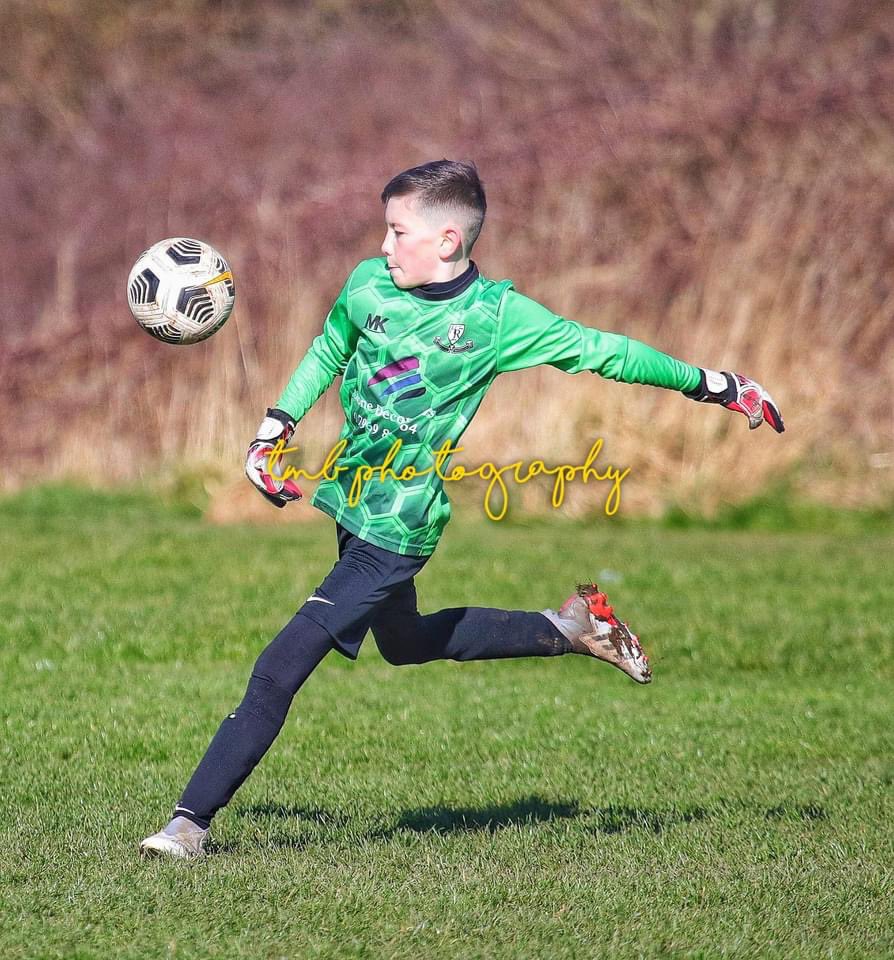 ⚽️🔴⚫️⚽️