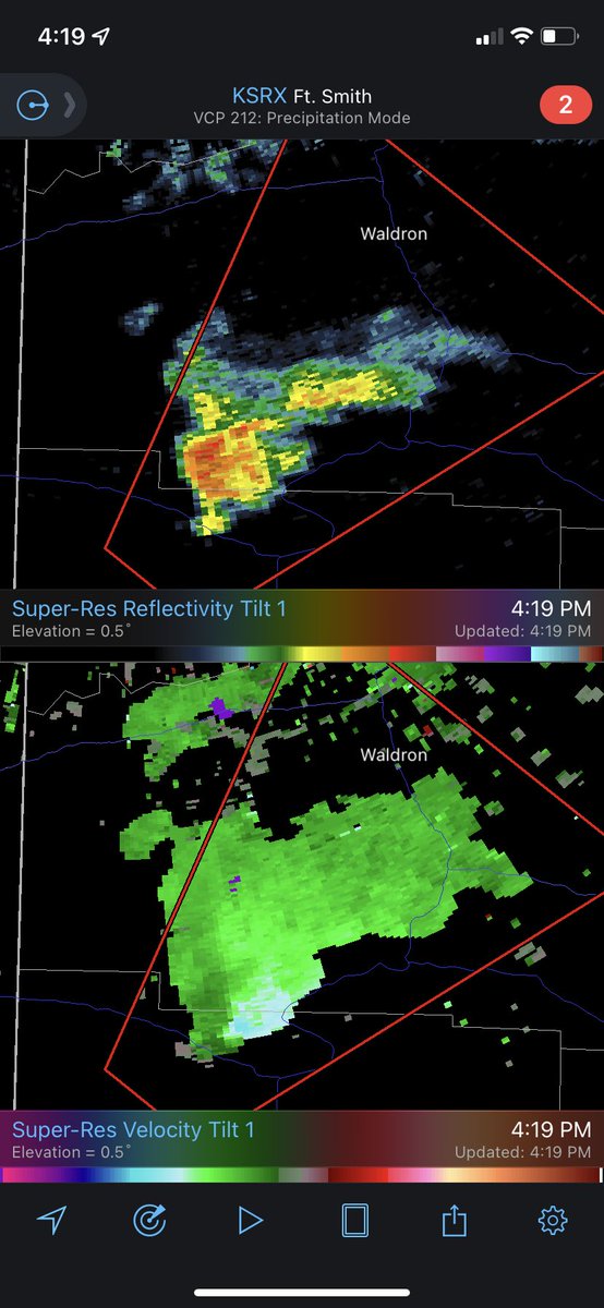 A #tornado warning has just peed issued for this cell. It will head towards Y city and Waldron #Arkansas. Seek shelter!