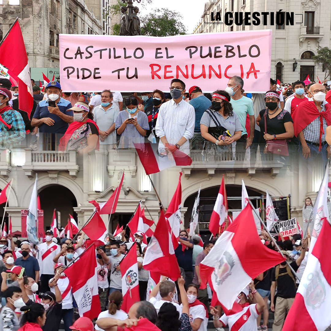 _lacuestion_'s tweet photo. A diferencia de anteriores movilizaciones, la #MarchaPorLaVacancia de @PedroCastilloTe no estuvo encabezada por ningún político, se convocó a través de colectivos ciudadanos. Aquí algunas imágenes de la jornada de protesta del #5M #Marcha5M (1/2)
@iplperu https://t.co/fOh2aslf9w