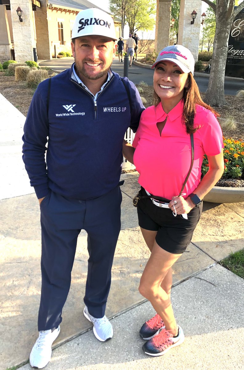 StephenEscobed1's tweet photo. @Graeme_McDowell https://t.co/GNsJxOdxNV