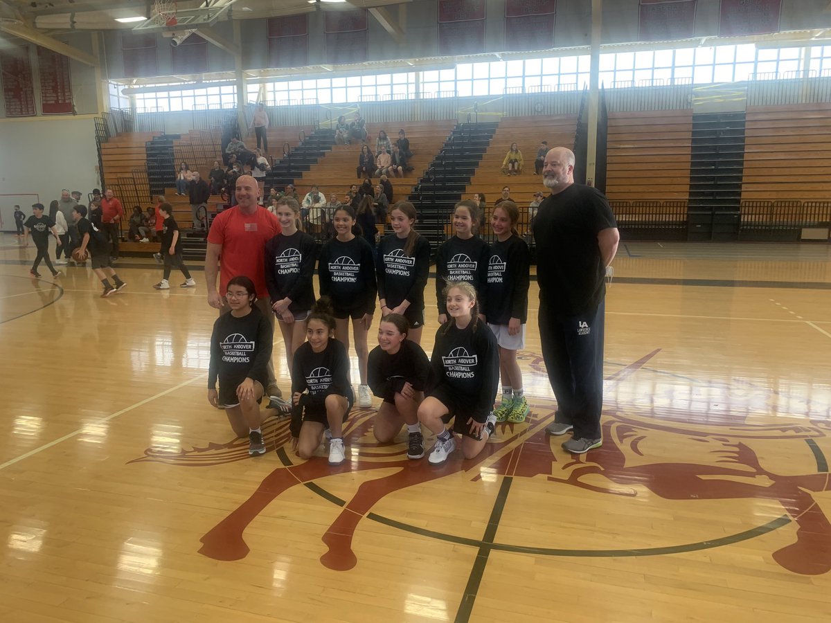 Team Jenkins with the thrilling 21-18 win to clinch the 56 girls championship!