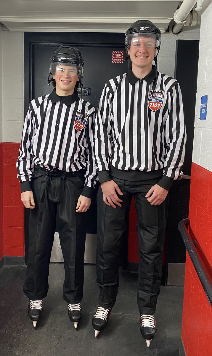 WMHOfficials's tweet photo. Congrats to Colin Beckett and Cade Pratt, for being selected, and absolutely NAILING, the Pee Wee A Michigan state championship game today. Great season and great work, boys! https://t.co/vxXvJO826f