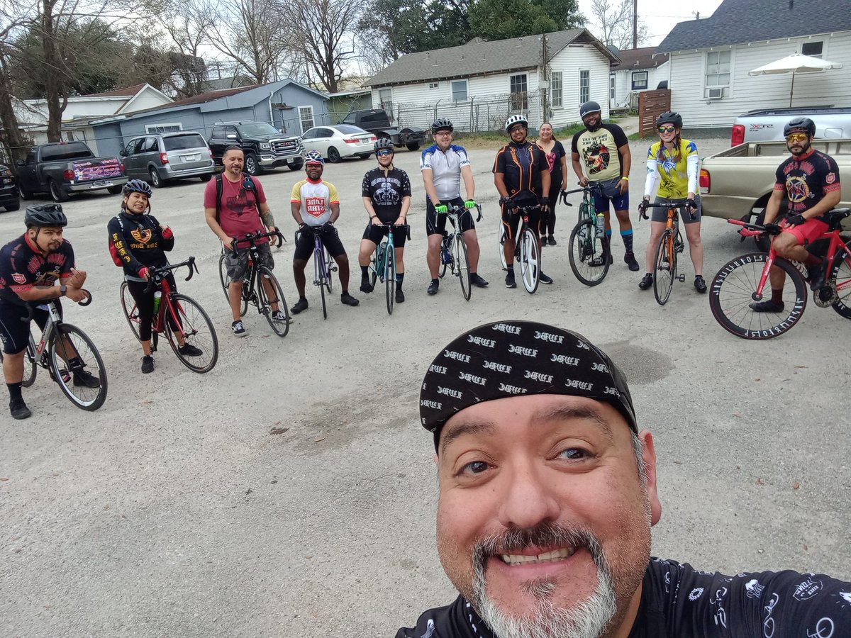 rgonza1970's tweet photo. @TexasMS150 training ride with #liquorwoodbikecrew 18 bridges and headwind ugh such a tough ride. Come on @AdrianGarciaHTX 👍🚲🚲🚲🚲🚲🚲🚲🚲🚲🚲 https://t.co/6GcdTrtfTe