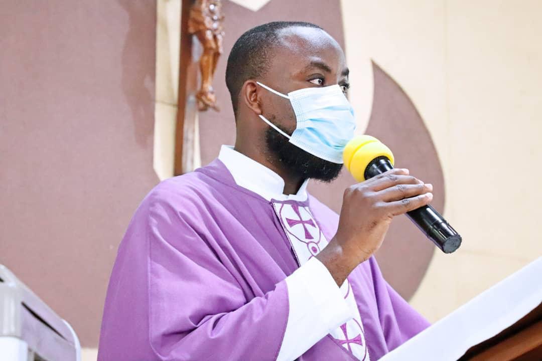 PycNima's tweet photo. "Every temptation that comes our way is an occasion for Christians to grow or not to grow" ~ Fr Raguel
*#1stSundayoflent*
*#2022*
*#YoungandBrave*
*#AssistingParishPriest* https://t.co/XWW9T9Vrrn