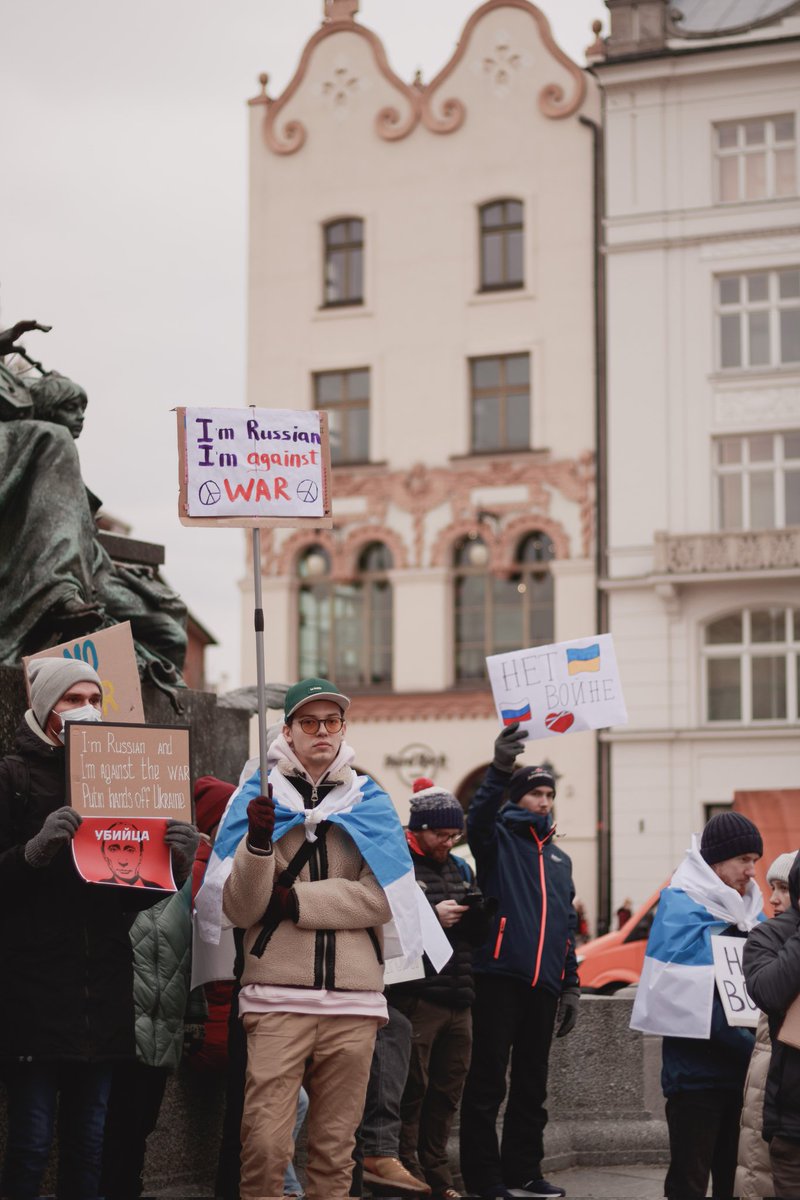 Elischunk1's tweet photo. #StopWar #StopWarInUkraine #Peace https://t.co/hK5MKe8rsT