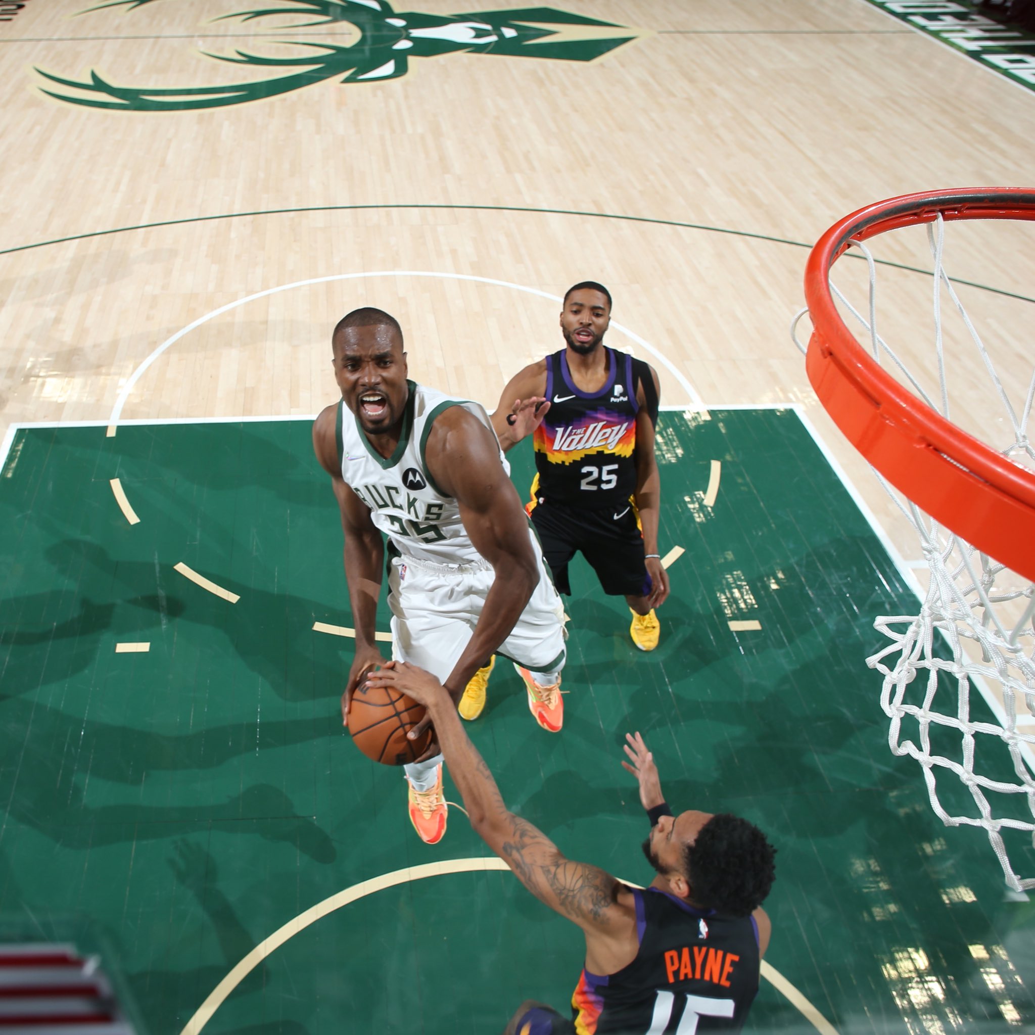 NBA UK on Twitter "Halftime. Suns 6360 Bucks Deandre Ayton 17