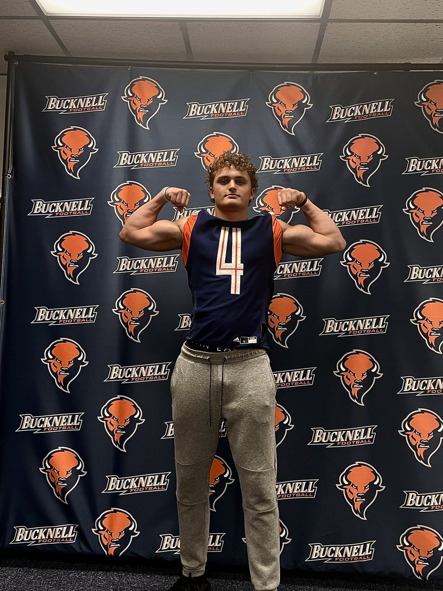 SpencerKishbau2's tweet photo. Great Jr day visit at bucknell today❗️❗️❗️ @CoachKLars @CoachEPratt @BwkDawgs_FB @VAPORTRAIL2471 @SWAG7v7 https://t.co/ntMvxK6OF7