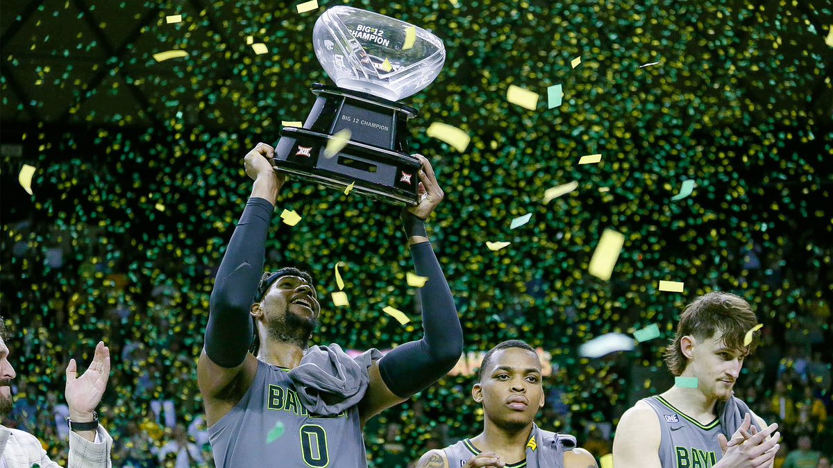 BaylorAthletics's tweet photo. 𝐁𝐞𝐚𝐫𝐬. 𝐏𝐨𝐰𝐞𝐫𝐡𝐨𝐮𝐬𝐞.

🏆 1st Big 12 school to win a football, men's and women's basketball in same season

🏆 4th Power-Five school to sweep the basketball regular season titles in back-to-back years

#SicEm https://t.co/Ddv4ALEseF