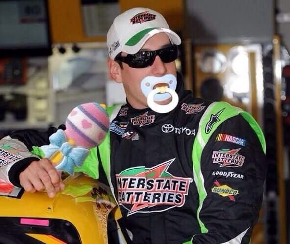 JunkiesRacing's tweet photo. Kyle Busch back to his natural form #Nascar https://t.co/2DkABeUSe3