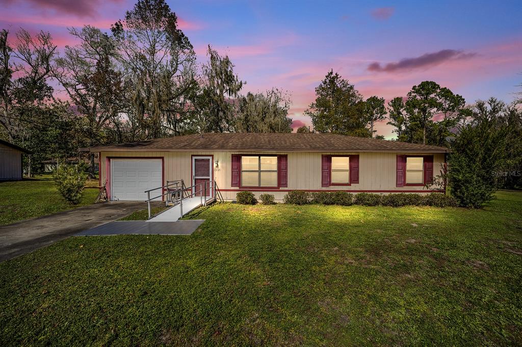 CalaHomeConnect's tweet photo. Imagine turning the key to open your beautiful new home. #beautifulhome #homesforsale  https://t.co/hYeJtsFv6l https://t.co/6n2iIYo03N