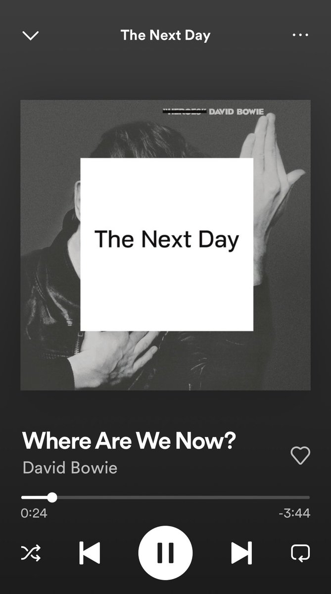 marka999's tweet photo. “ . . . . had to get the train from Potsdamer Platz . . . . ”
Where Are We Now?
@DavidBowieReal
#SongOfTheDayMA
#day701 https://t.co/s0lwM1xMRE