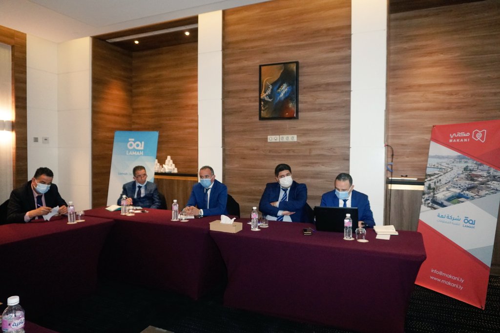 MuhammadGargoum's tweet photo. يُبدي البريد التونسي 🇹🇳 @Poste_Tn اهتماماً خاصاً بمشروع لمة @LamahTech للعنونة الرقمية @getmakani ويرى المجال الواسع للتطبيقات التي يُتيحها المشروع بدءاً بالترميز البريدي إلى خدمات التجارة الإلكترونية ونظم دعم القرار DSS والحوكمة الإلكترونية.
#لمة_لتقنية_المعلومات
#البريد_التونسي https://t.co/aJj6VTlWuF