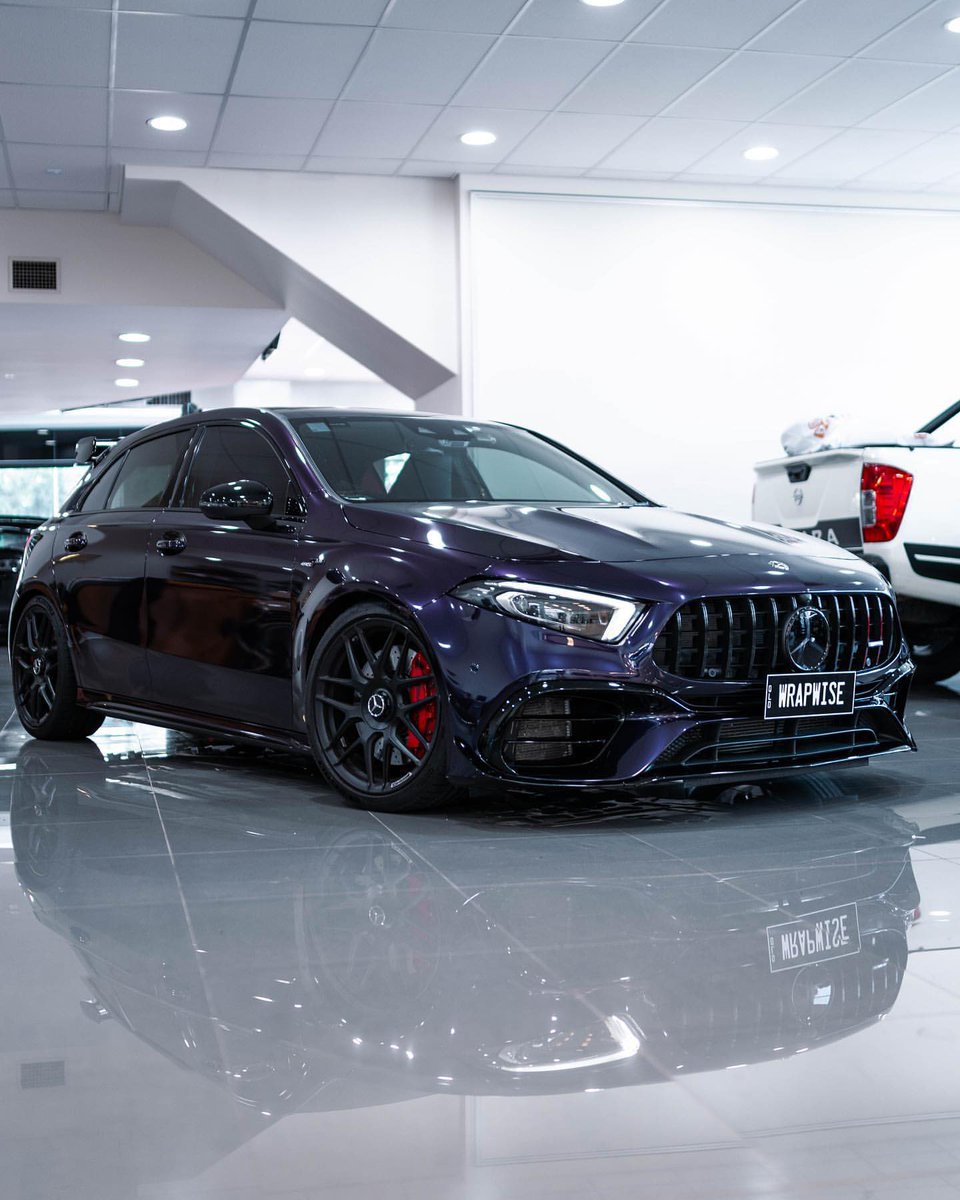carpxrnpicx's tweet photo. A45s AMG https://t.co/z7OzGBsSE2