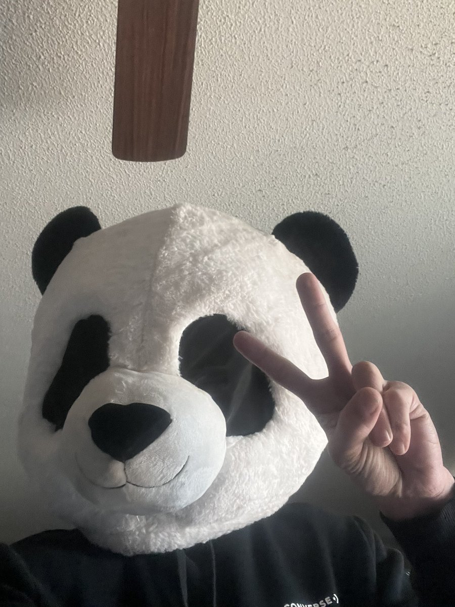 byronwarrington's tweet photo. @RiotGrlErin https://t.co/9lrTzjxlSH
