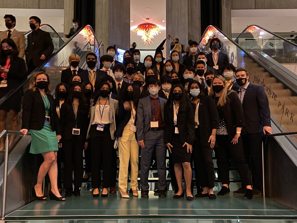 Beth Knuth tweet media