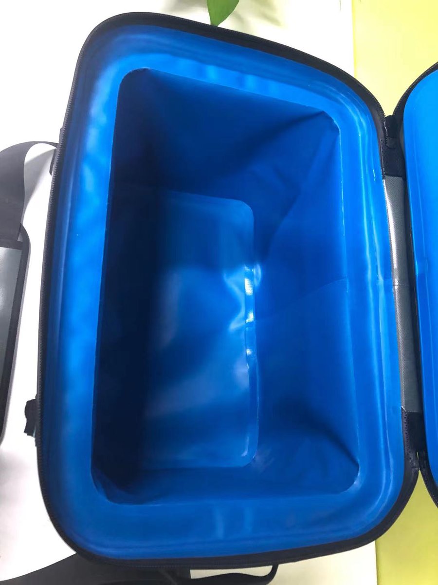 Summer soft cooler bag, waterproof, wear-resistant, temperature insulation effect 72 hours. Put drinks and food, take it for your camping!