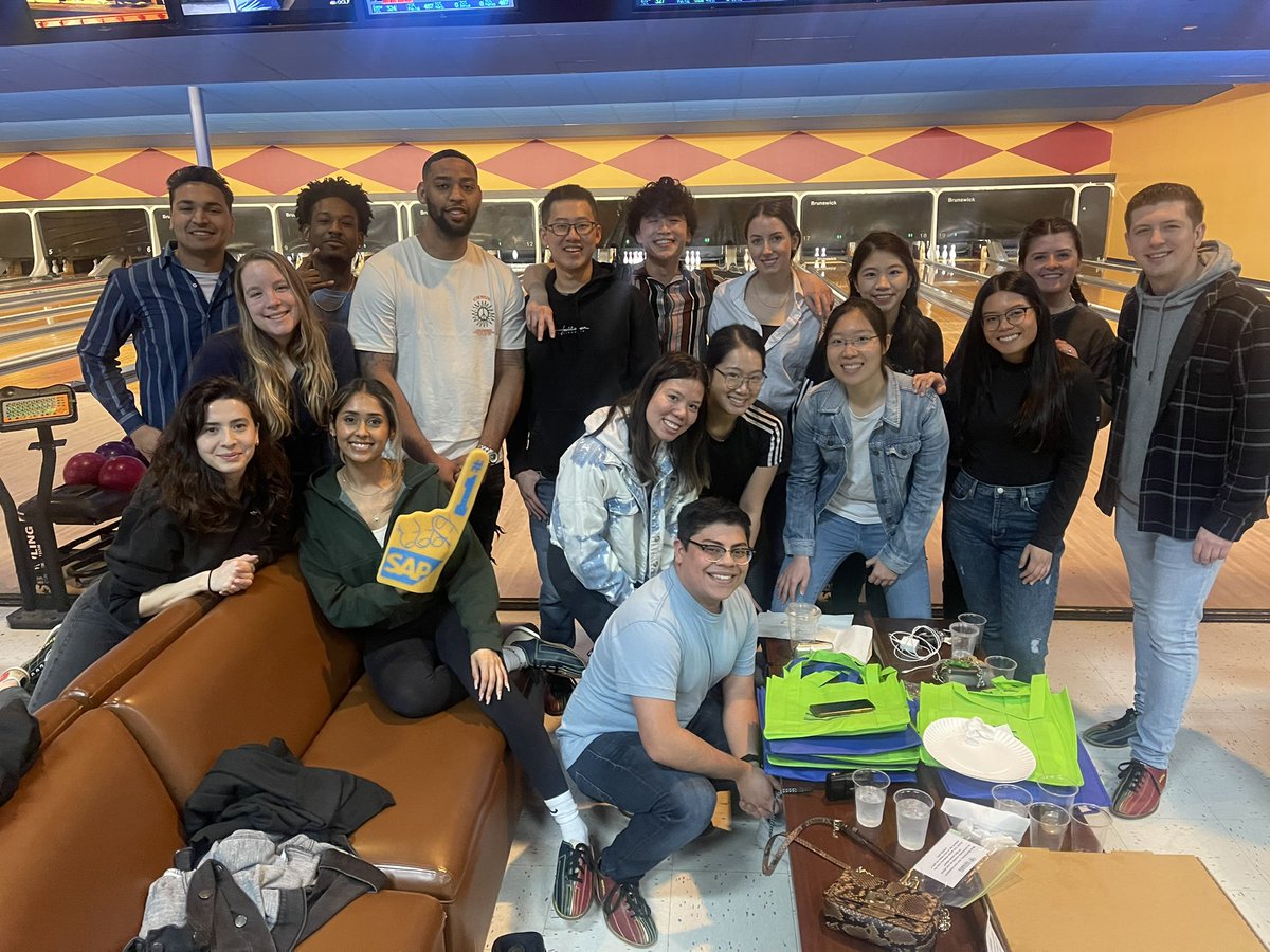 #kudos  to the #sap  North America Services from  the Early Professional Program who came today to support <a href="/CCFutures/">ccfutures</a> Bowling event. They won a price for Best Team spirit. They are a great example on how @sap make the world run better <a href="/LifeatSAP/">Life at SAP</a>  #CCFAlummni