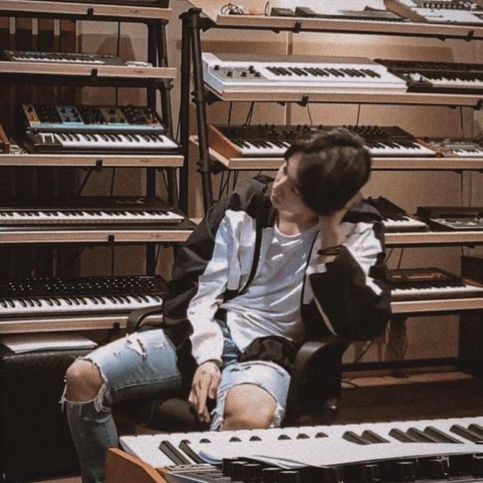 จองกุกเซ็ตนี้คือบอยเฟรนมากชอบๆ https://t.co/FatCaYpPPy<a href="/tag/bts"class="tags"><span>#bts</span></a><a href="/tag/army"class="tags"><span>#army</span></a><a href="/tag/butter"class="tags"><span>#butter</span></a><a href="/tag/kcamexico"class="tags"><span>#kcamexico</span></a>