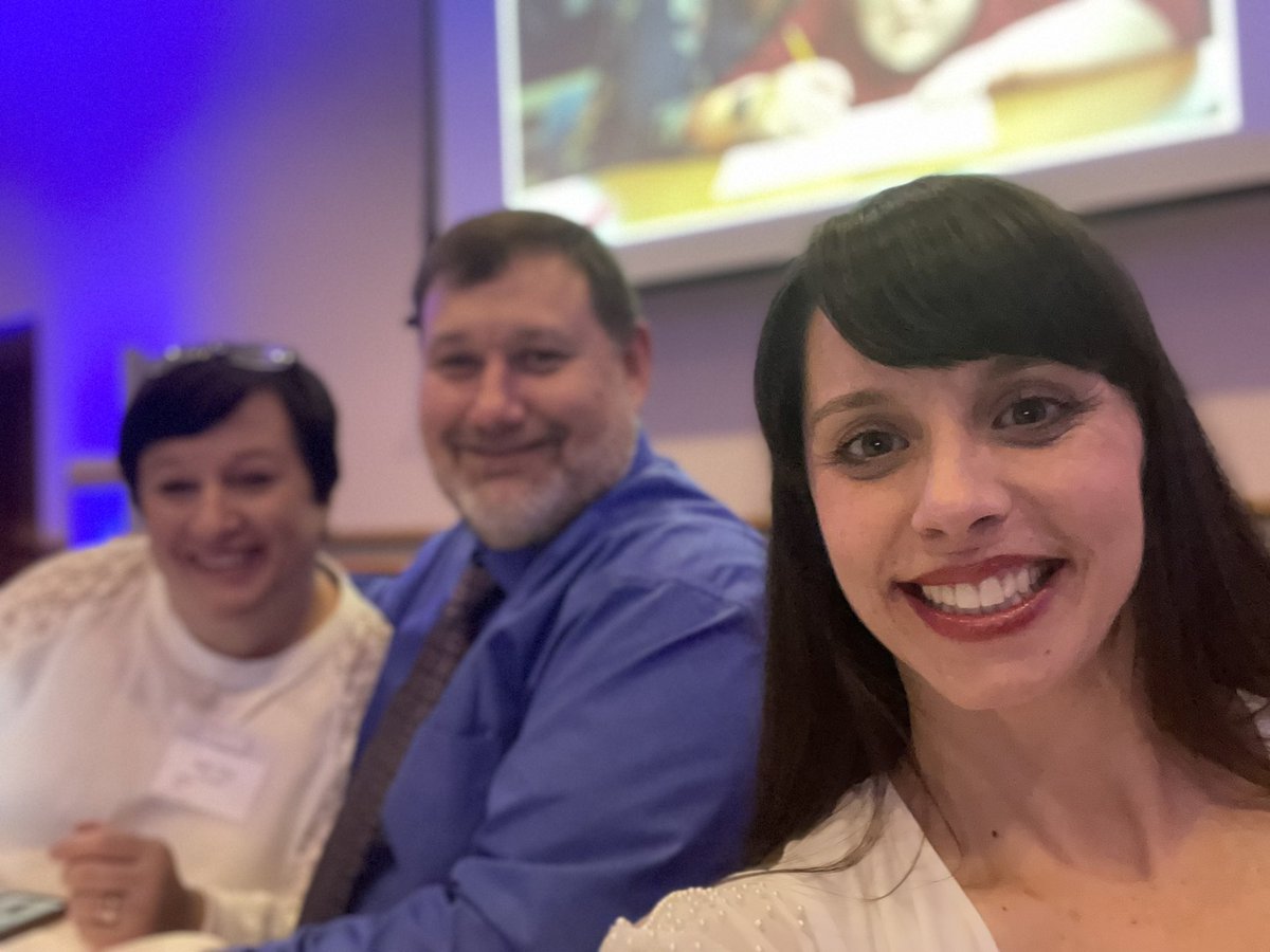 bctesche's tweet photo. @MercySSLearning in Allentown PA held their annual gala tonight at @DeSales honoring Mark Albanese Sr and Mark Jr. It was a wonderful night for our amazing students and fantastic donors…. thank you! @lisbeth0626 @John_Fierro3 @ColonialIU20 @TonyBalistrere https://t.co/mJjMUOnhfs