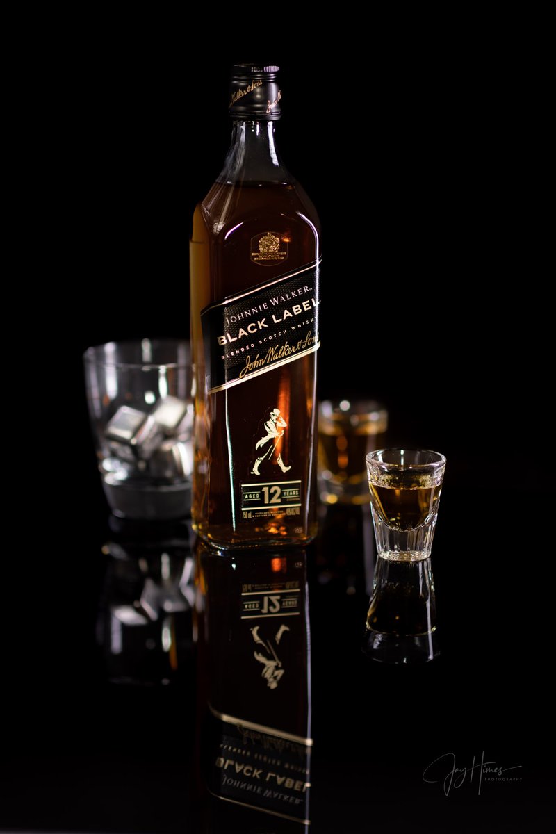 JayHimesPhoto's tweet photo. A Scotch?  #stilllifephoto #photography https://t.co/YjzIsihvWt