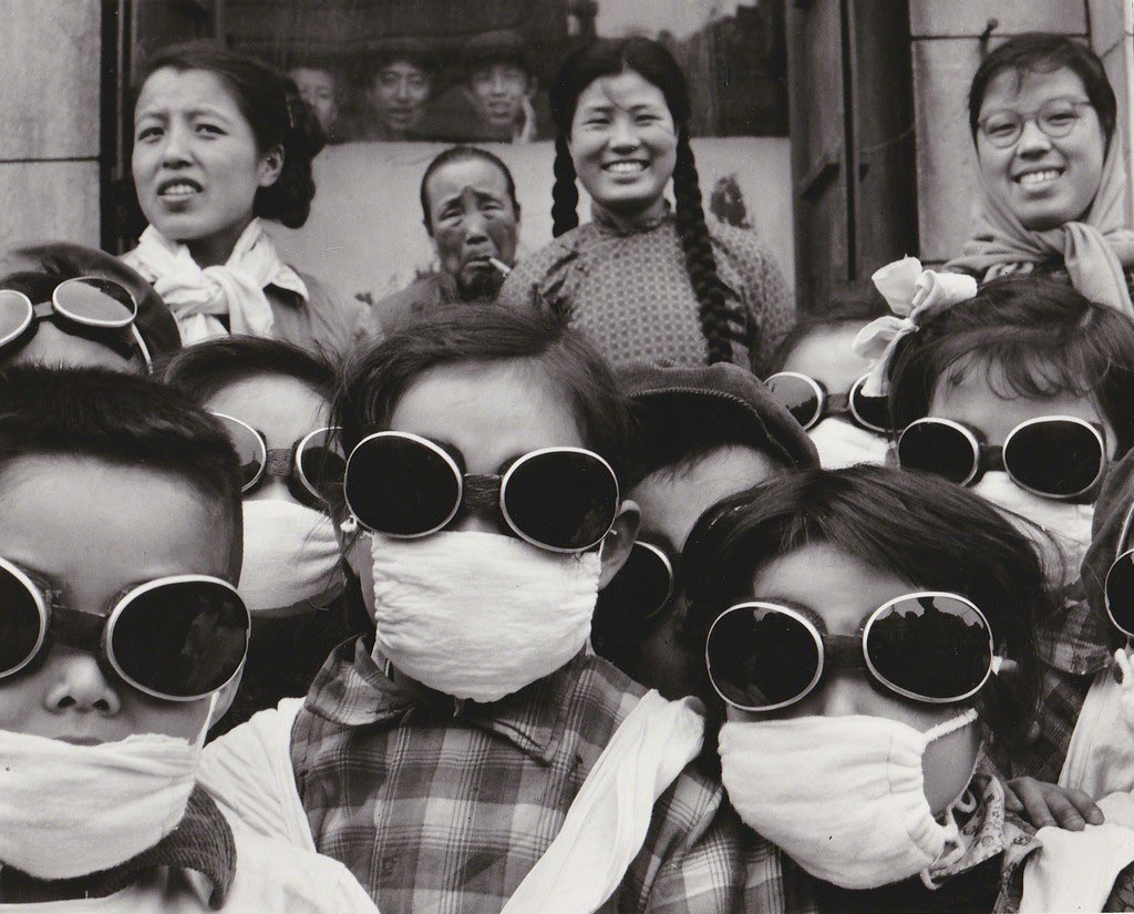 tongbingxue's tweet photo. China under Mao，1957.
©️Agnès Varda. https://t.co/wlZ3jDhKBc