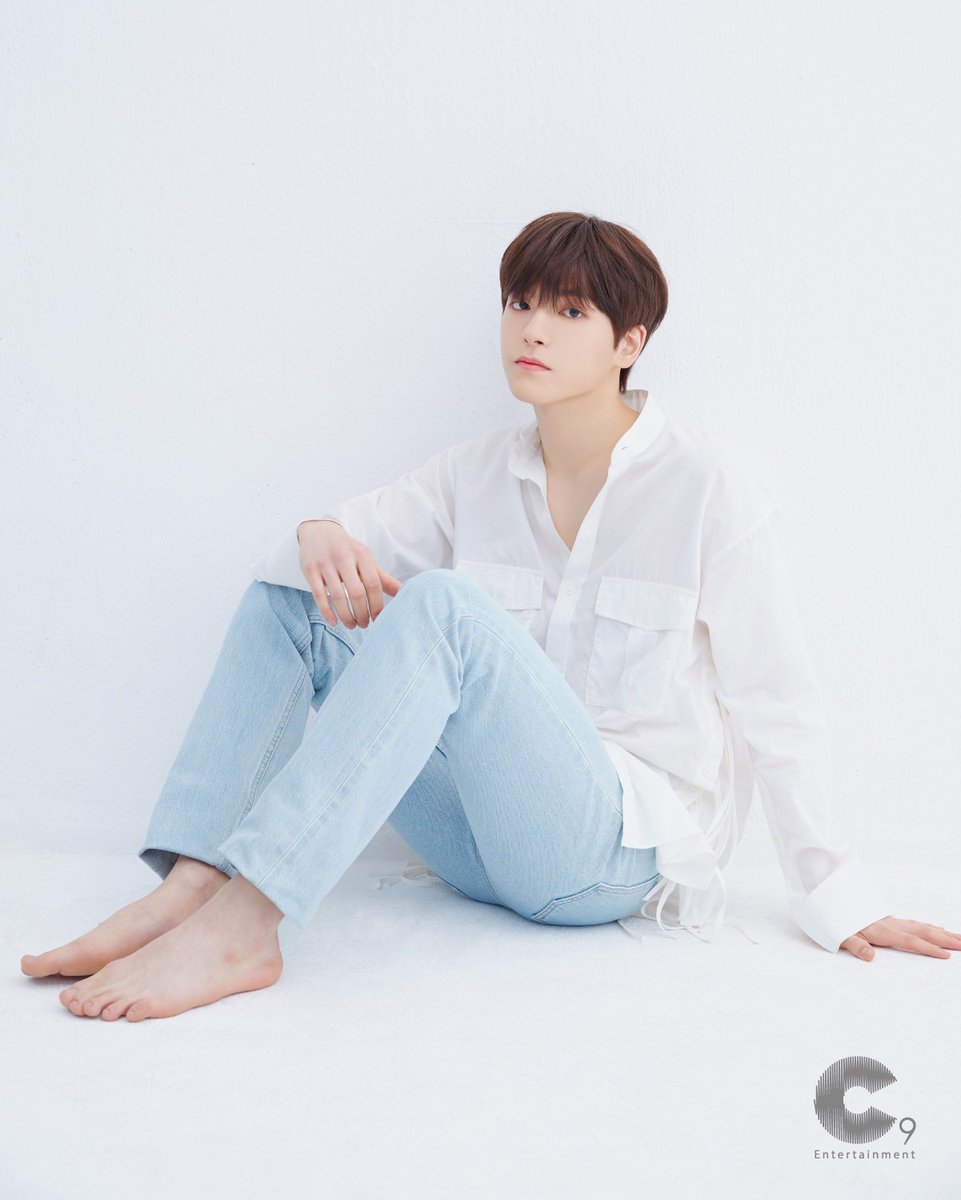 muwishthinker's tweet photo. happy 1 year since wish was introduced as a c9rookie !!! https://t.co/6ivHN1dJEK