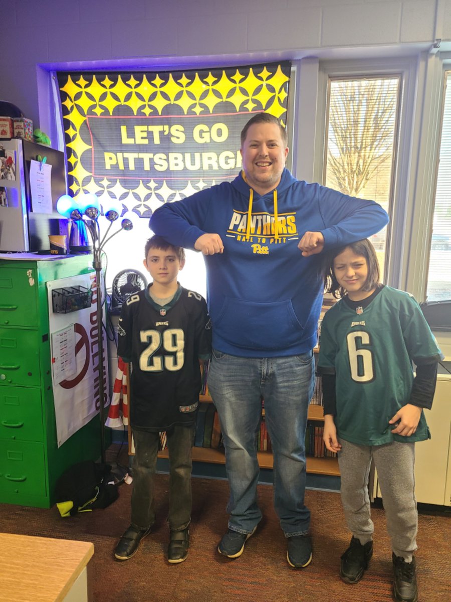 Andrew G. Curtin tweet media