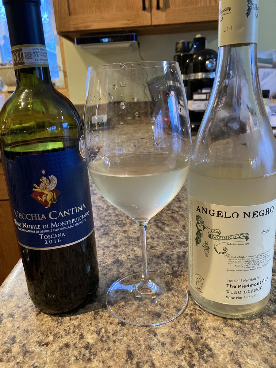 J_Pine_Savage's tweet photo. Sunday dinner tonight is from all (over) Italy. Rosticciana from Tuscany, Gnocchi from Lazio and wine from Tuscany (Vino di Nobile) and Piedmont (unfiltered Bianco) from #AngeloNegro. Hoping @JohnMFodera and @jwalkermobile  approve. #lazio #piedmont #tuscany #italy https://t.co/CSZdU2gAeG